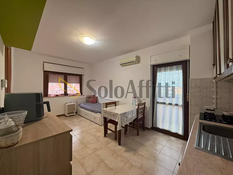 Immagine 1 di Bilocale in affitto  in via dante canducci a Nettuno