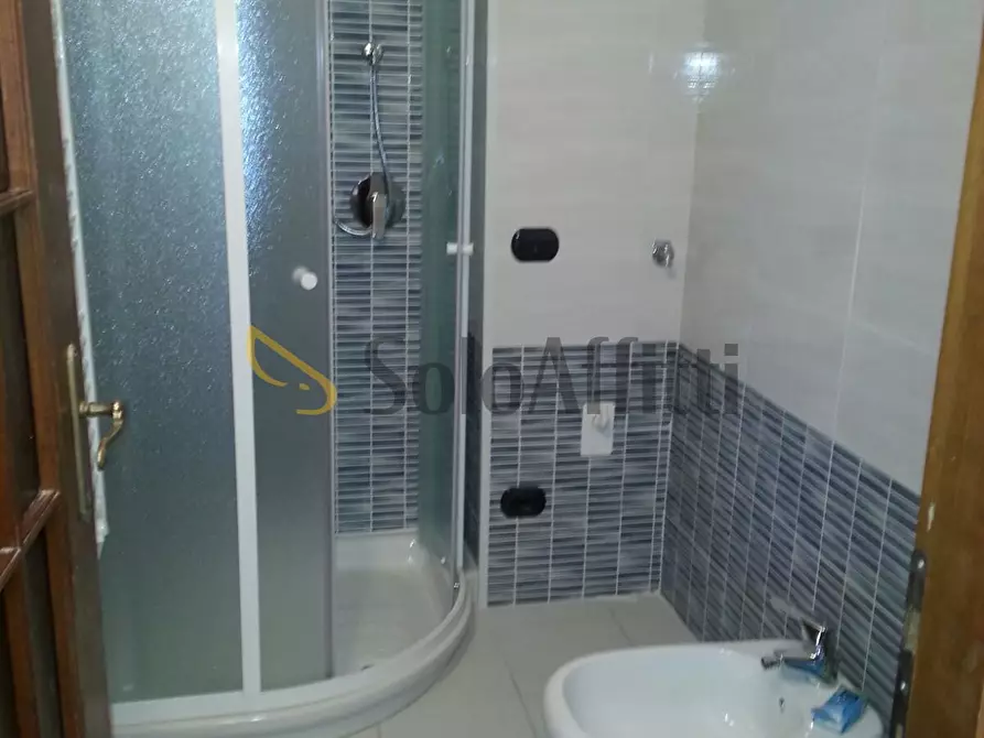 Immagine 13 di Monolocale in affitto  in Via Santa Chiara a Torino