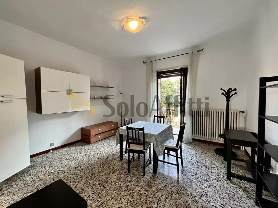 Immagine 8 di Bilocale in affitto  in Via Guido Gozzano 44 a Nichelino