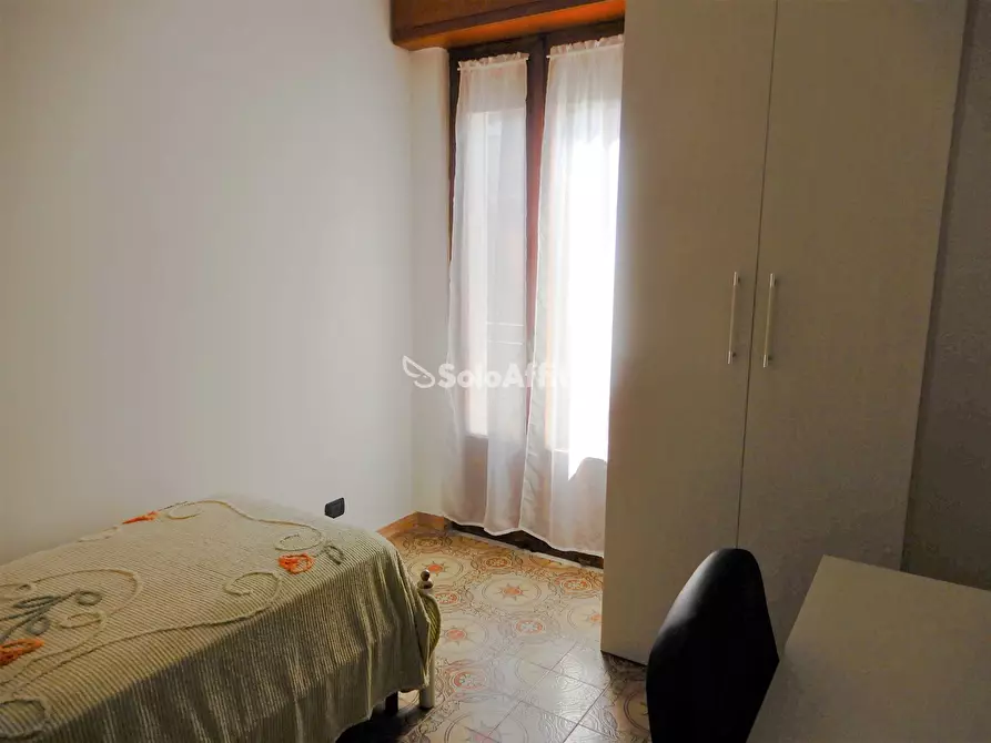 Immagine 11 di Stanza singola in affitto  a Catanzaro