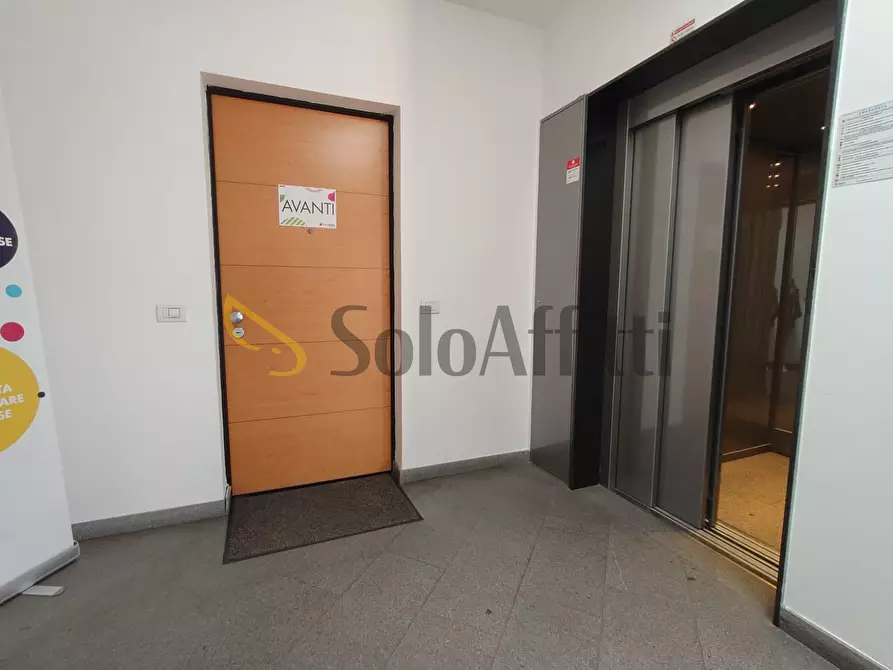 Immagine 5 di Ufficio in affitto  a Gallarate