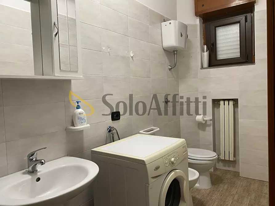 Immagine 18 di Stanza singola in affitto  a Catanzaro