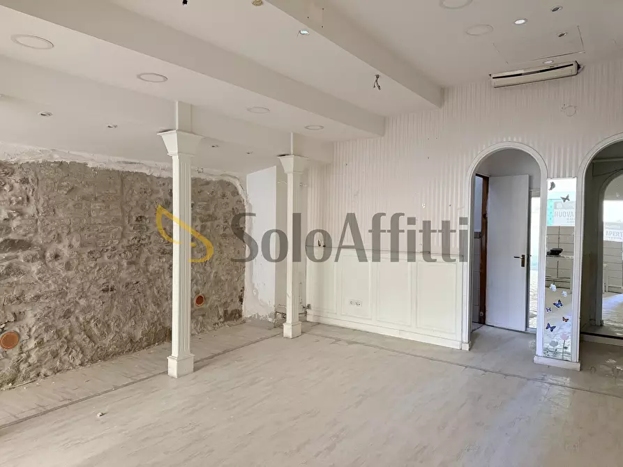 Immagine 5 di Locale commerciale in affitto  in Via Pretoria 43 a Potenza