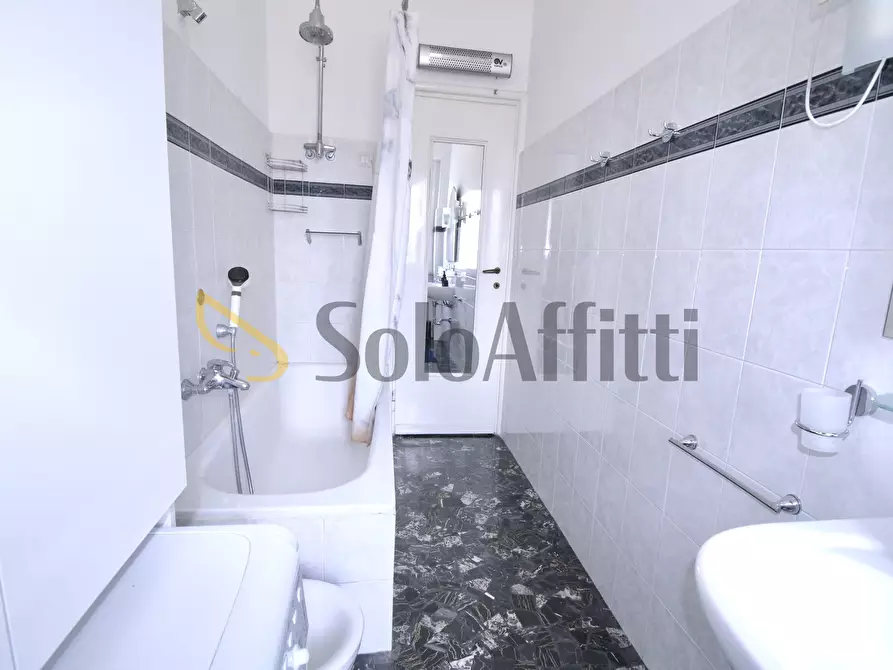 Immagine 17 di Bilocale in affitto  in Viale Brianza 8 a Milano