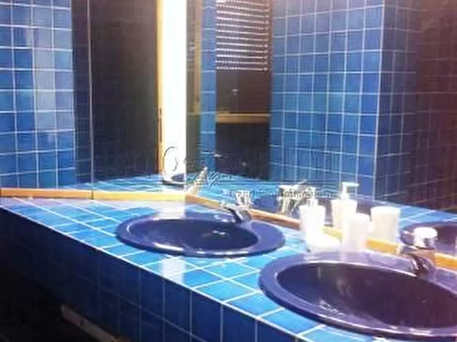 Immagine 11 di Quadrilocale in affitto  a Livorno