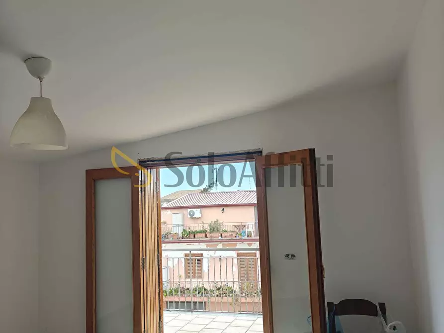 Immagine 13 di Bilocale in affitto  a Viagrande