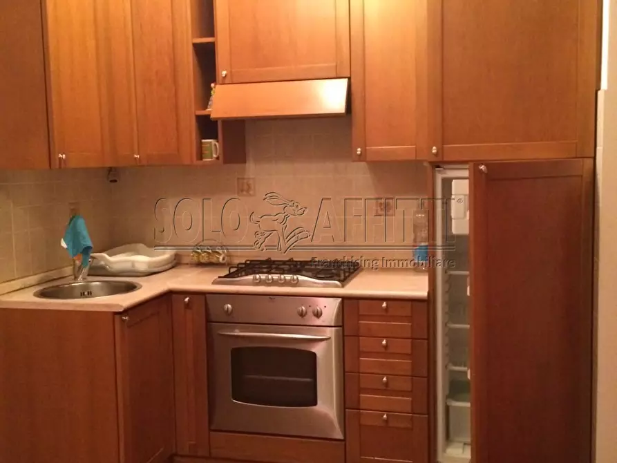 Immagine 2 di Monolocale in affitto  a Livorno