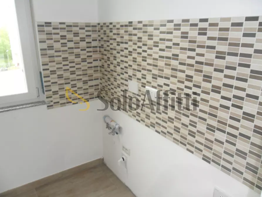 Immagine 3 di Bilocale in affitto  in Via Venturello 2 a Rivoli