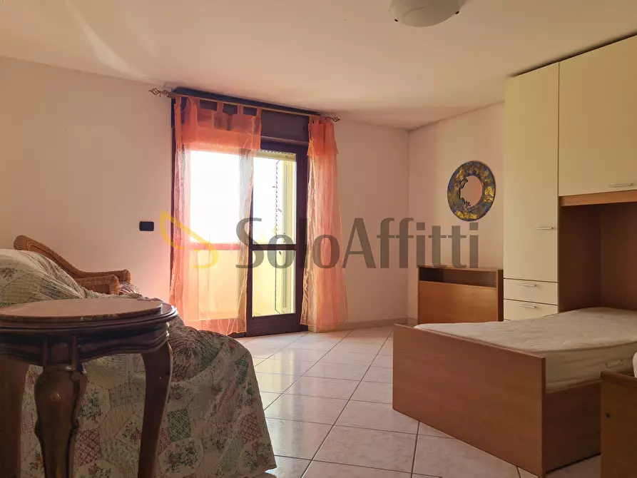 Immagine 5 di Stanza singola in affitto  a Catanzaro