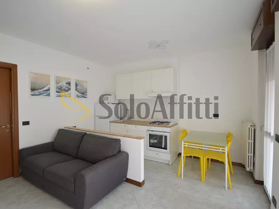 Immagine 2 di Bilocale in affitto  in Via Curiel 192 a Rozzano