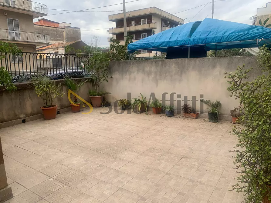 Immagine 29 di Quadrilocale in affitto  in Via Pietro Maroncelli 8 a Catania