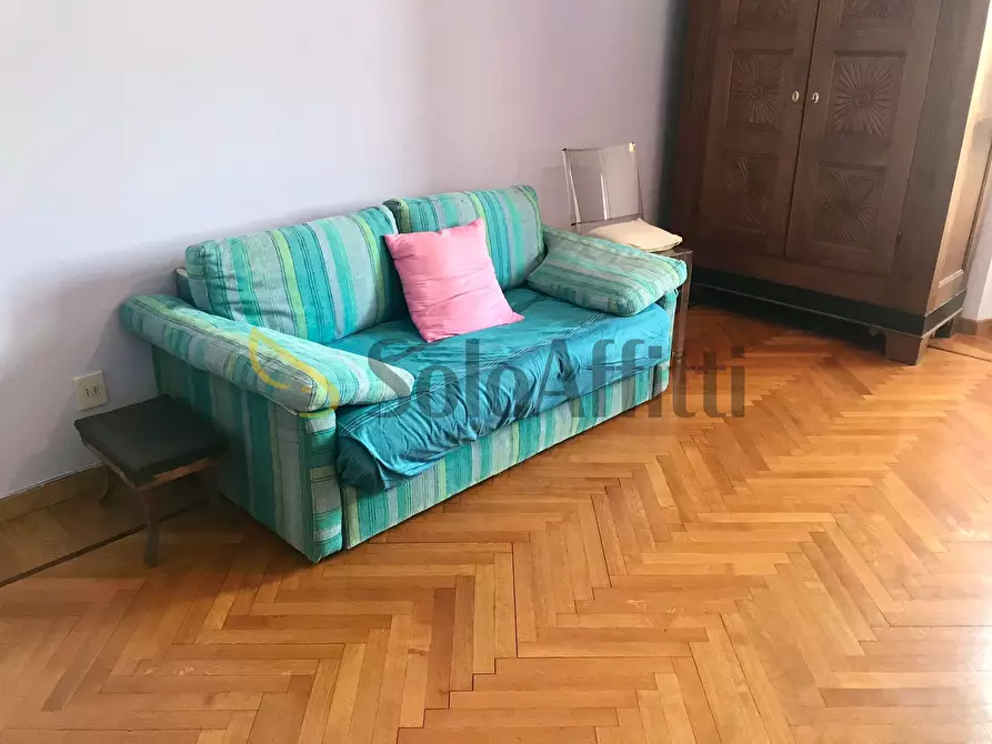 Immagine 2 di Stanza singola in affitto  in Piazza del Monastero 10 a Torino