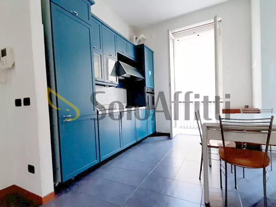 Immagine 1 di Monolocale in affitto  in via Raffaele De Gradi 3 a Monza