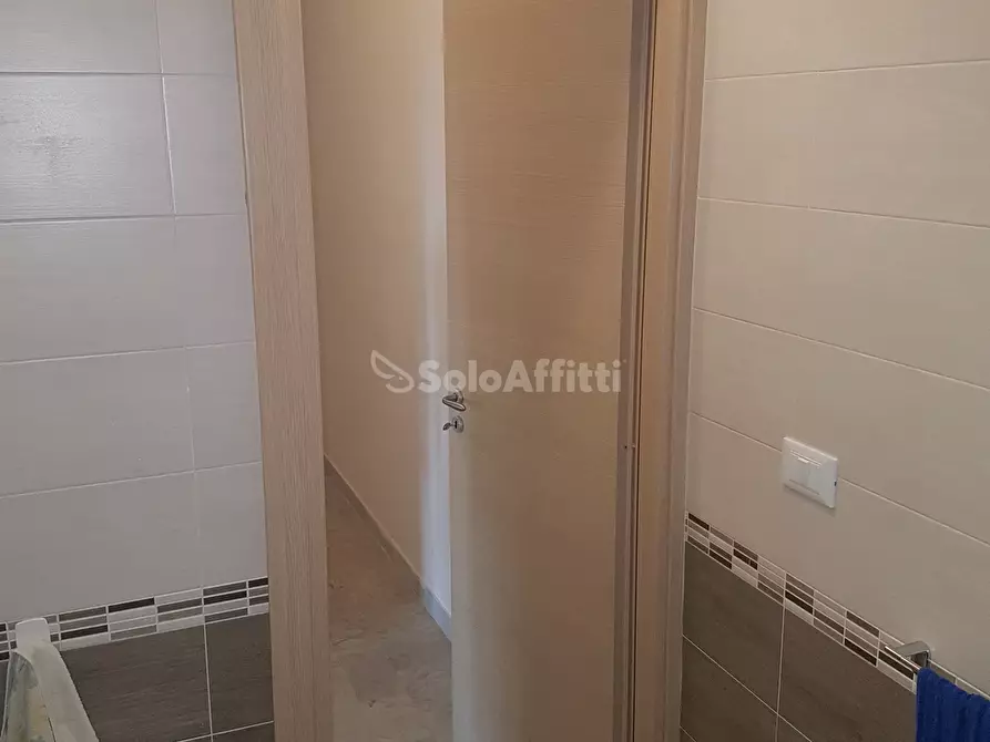 Immagine 10 di Stanza singola in affitto  a Catanzaro