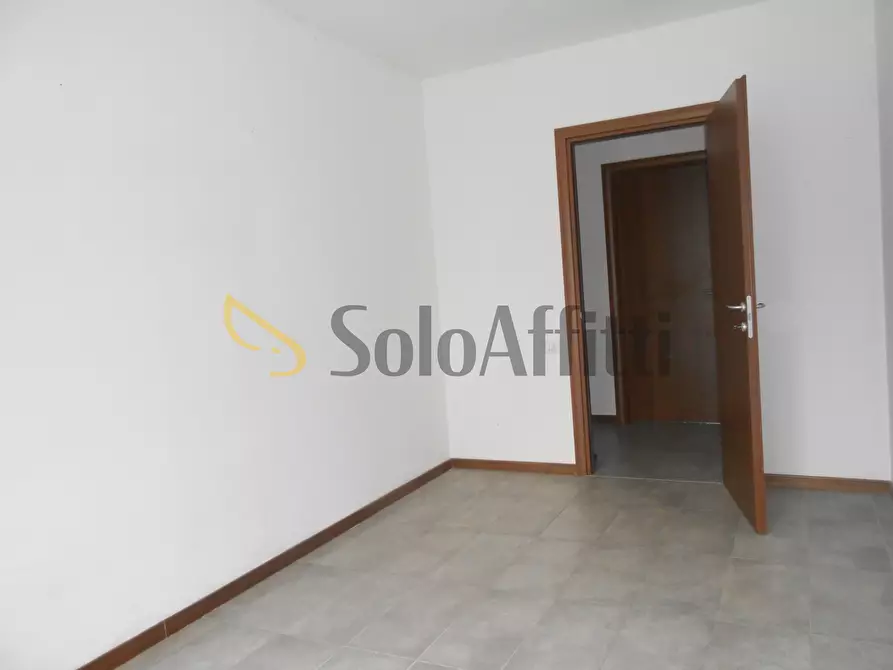 Immagine 13 di Quadrilocale in affitto  in Via Madonna a San Martino Siccomario