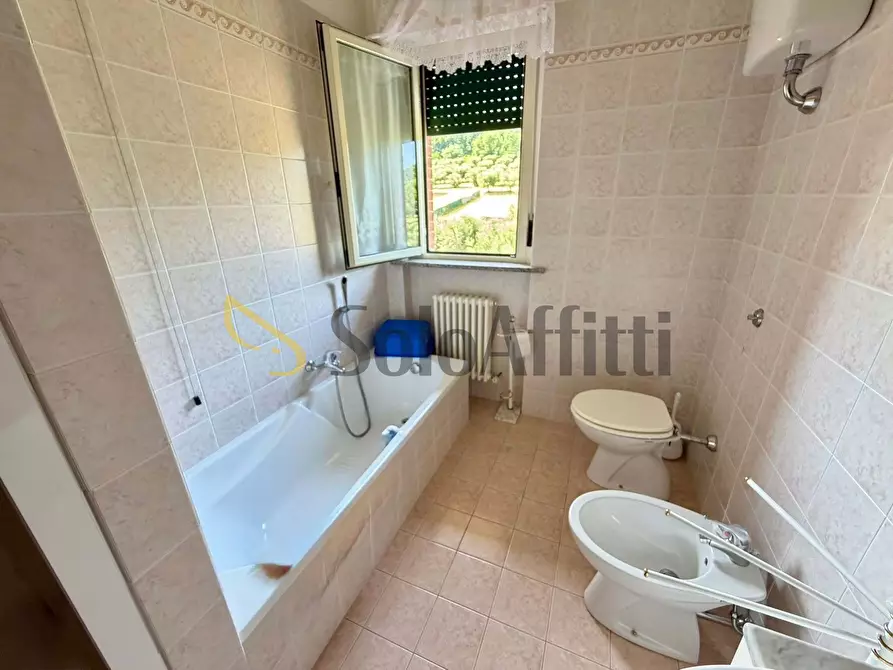 Immagine 19 di Quadrilocale in affitto  in Via Mario Capuani 29 a Bellante