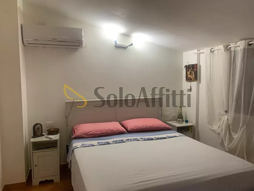 Immagine 25 di Quadrilocale in affitto  in Via Duca di Massa 10 a Aci Castello