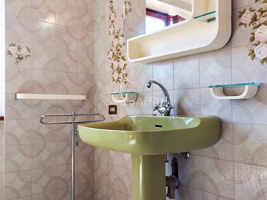 Immagine 26 di Pentalocale in affitto  in Via Giorgio Giorgis a Fiumicino