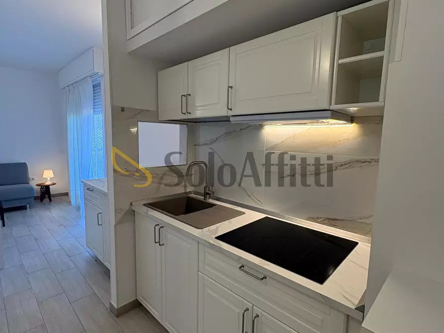 Immagine 7 di Bilocale in affitto  in Viale Amerigo Vespucci 135D a Rimini