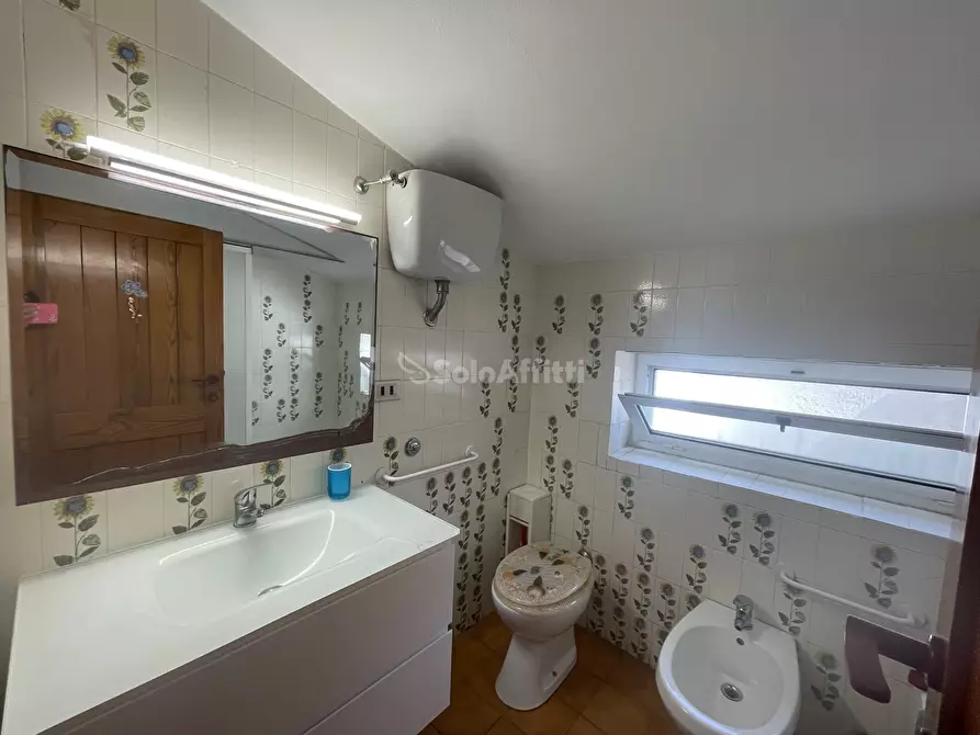 Immagine 19 di Quadrilocale in affitto  in lungo mare lido delle Sirene a Anzio