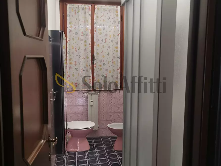 Immagine 10 di Bilocale in affitto  in Via Bainsizza 87 a Caronno Pertusella