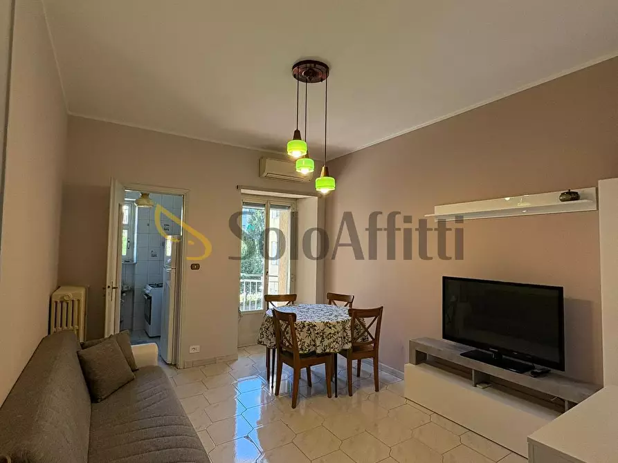 Immagine 4 di Stanza singola in affitto  a Torino