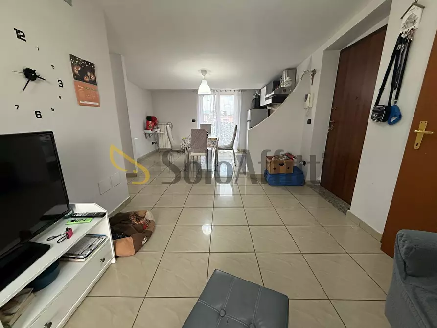 Immagine 3 di Trilocale in affitto  in Via Giovanni Verga a Marcianise