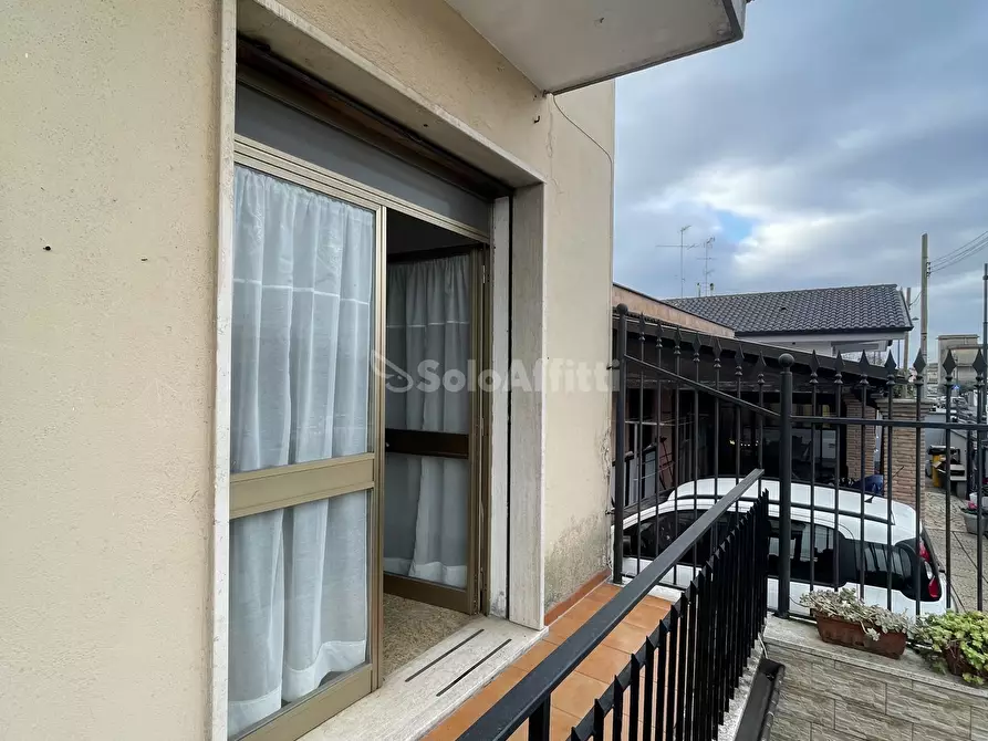 Immagine 7 di Locale commerciale in affitto  in Via Santa Maria Goretti a Nettuno