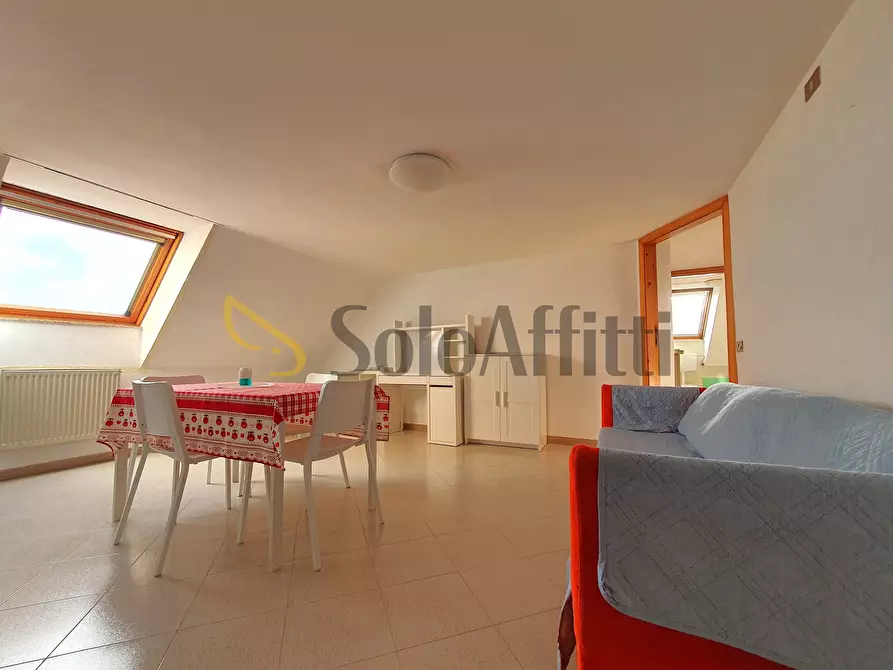 Immagine 2 di Trilocale in affitto  a Catanzaro