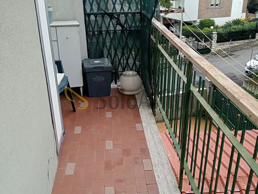 Immagine 14 di Trilocale in affitto  a Falconara Marittima