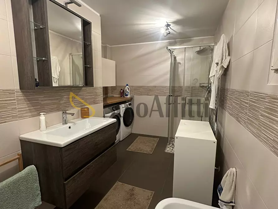 Immagine 11 di Villa in affitto  in Via Orsoleto a Rimini