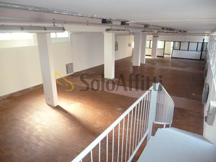Immagine 1 di Magazzino in affitto  a Gallarate