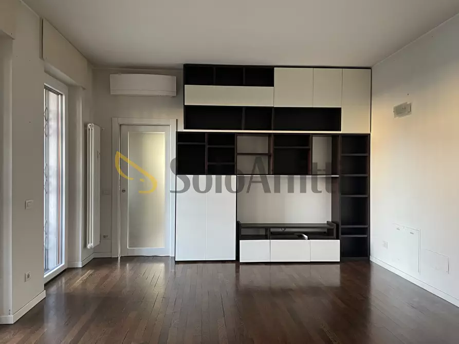 Immagine 9 di Trilocale in affitto  in via m.d'azeglio 25 a Busto Arsizio