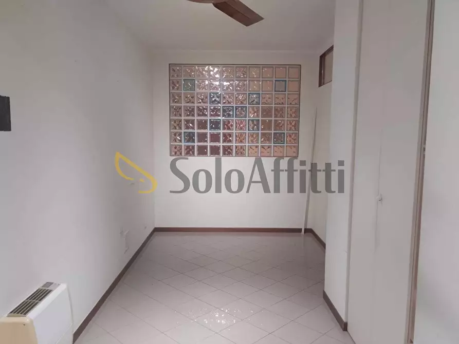 Immagine 1 di Ufficio in affitto  in Viale Carlo Alberto dalla Chiesa 11 a Rimini