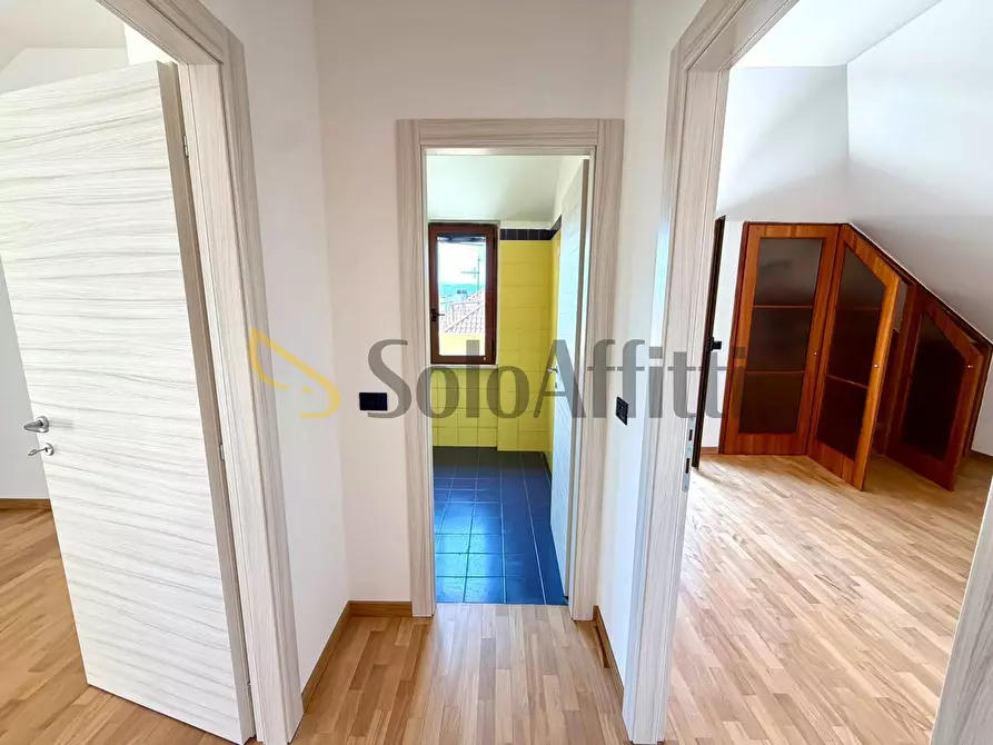 Immagine 15 di Trilocale in affitto  in Via Galileo Galilei 100 a Teramo