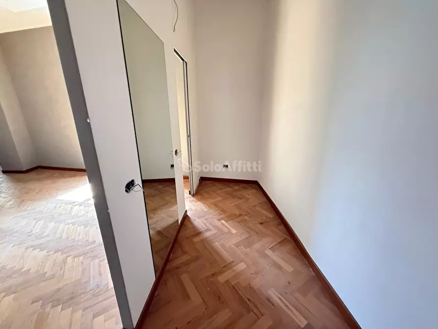 Immagine 5 di Bilocale in affitto  a Caserta