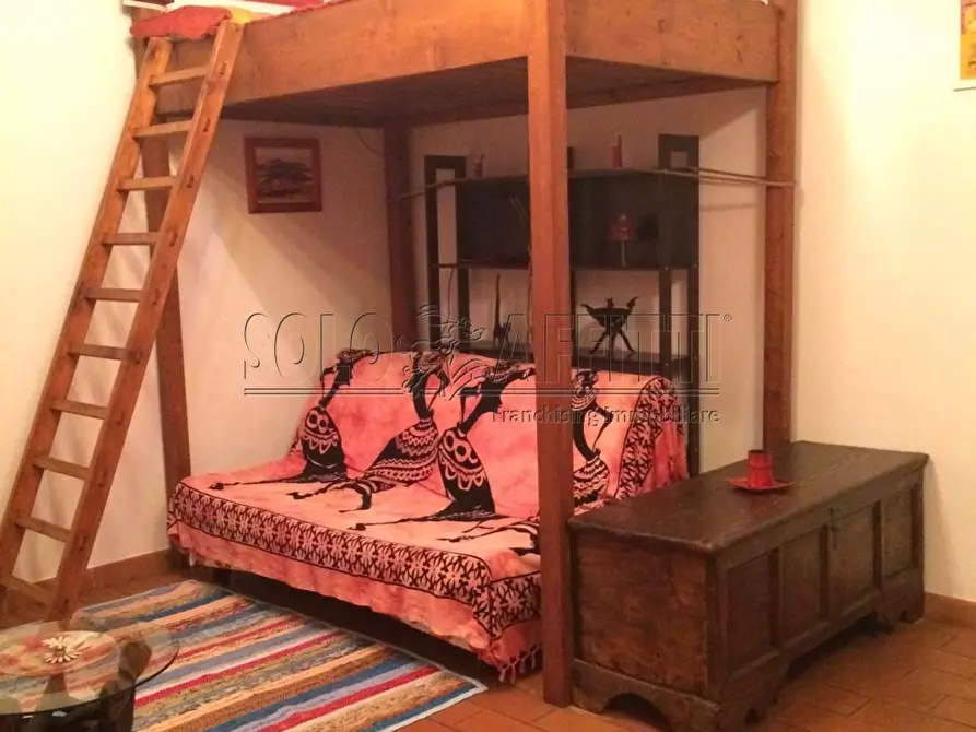 Immagine 6 di Monolocale in affitto  a Livorno