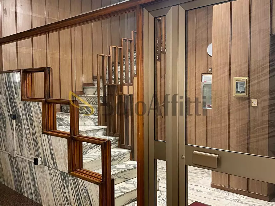 Immagine 25 di Quadrilocale in affitto  in Via Duchessa Jolanda a Torino