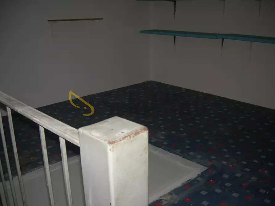 Immagine 10 di Locale commerciale in affitto  in VIA ASUNCION 7 a Torino