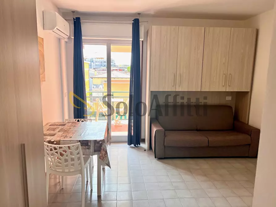 Immagine 2 di Monolocale in affitto  in Via Cavour 85 a Alba Adriatica