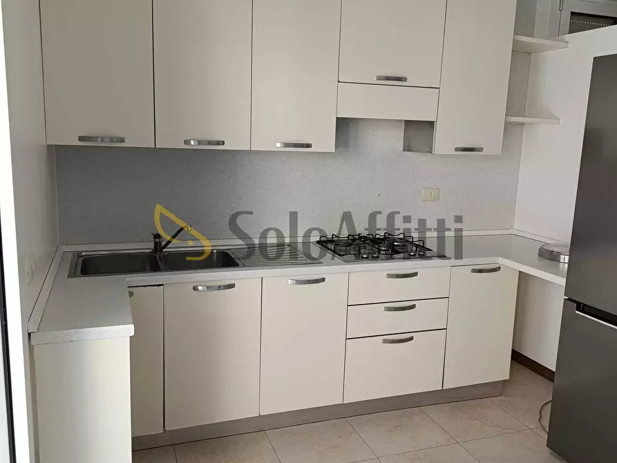 Immagine 2 di Bilocale in affitto  in Via Monte Titano a Rimini