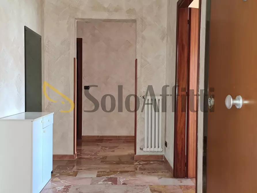 Immagine 4 di Stanza singola in affitto  a Catanzaro