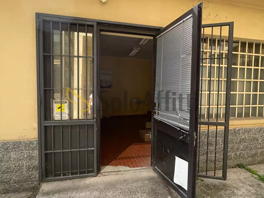 Immagine 12 di Magazzino in affitto  a Torino