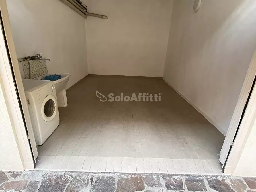 Immagine 33 di Pentalocale in affitto  in Viale Leonardo da Vinci 61a a Rimini