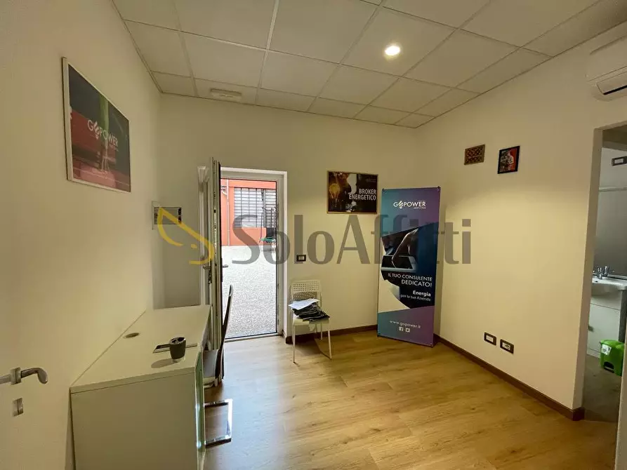 Immagine 3 di Locale commerciale in affitto  a Gallarate