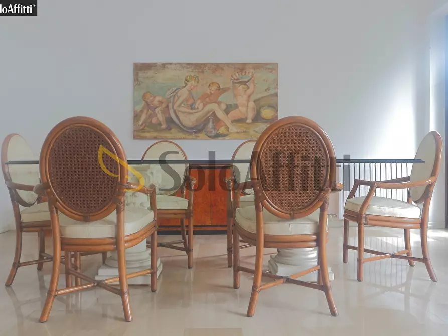 Immagine 14 di Trilocale in affitto  in Piazza Aldo Moro 1 a Cologno Monzese