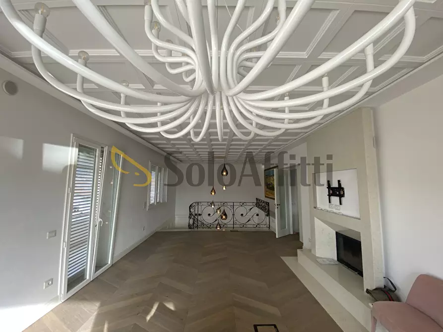 Immagine 13 di Villa in affitto  in Via Antonio Fogazzaro 9 a Rimini