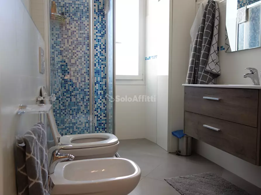 Immagine 18 di Trilocale in affitto  in Corso G. Garibaldi 169 a San Remo