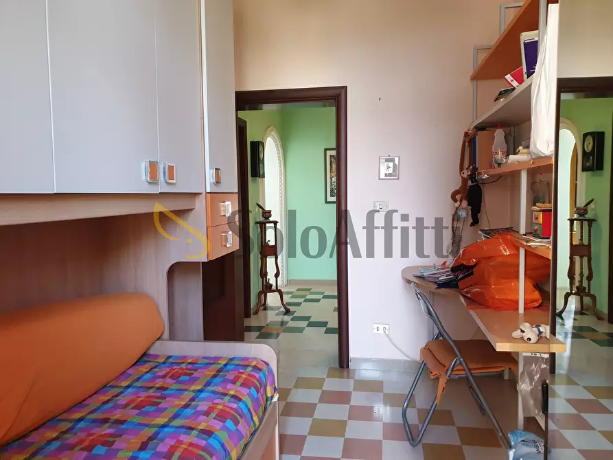 Immagine 10 di Stanza singola in affitto  a Catanzaro