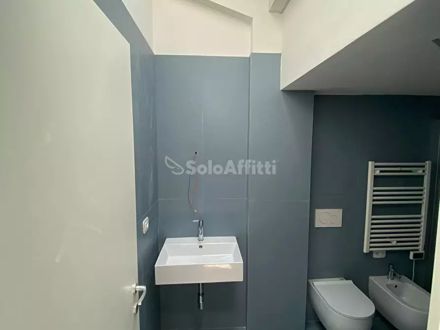 Immagine 8 di Loft/Open space in affitto  in Viale Milano 9 a Rimini